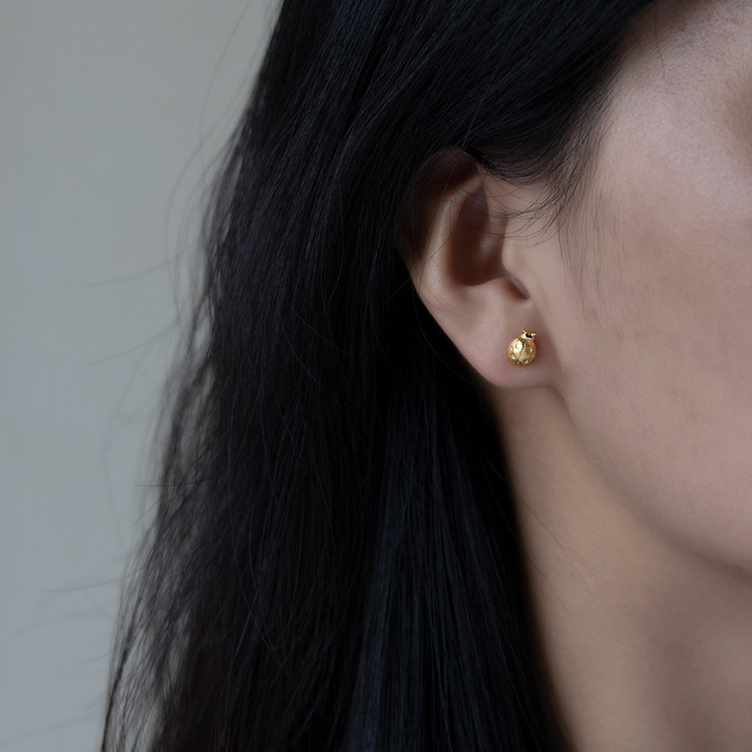 Ladybug-Earrings-By-Yonandole_2