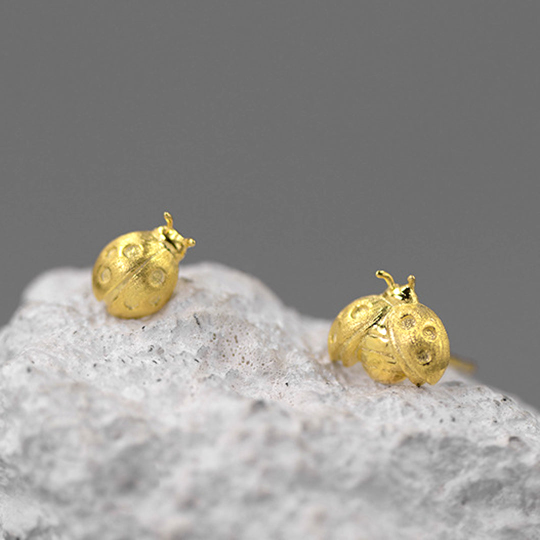Ladybug-Earrings-By-Yonandole_5