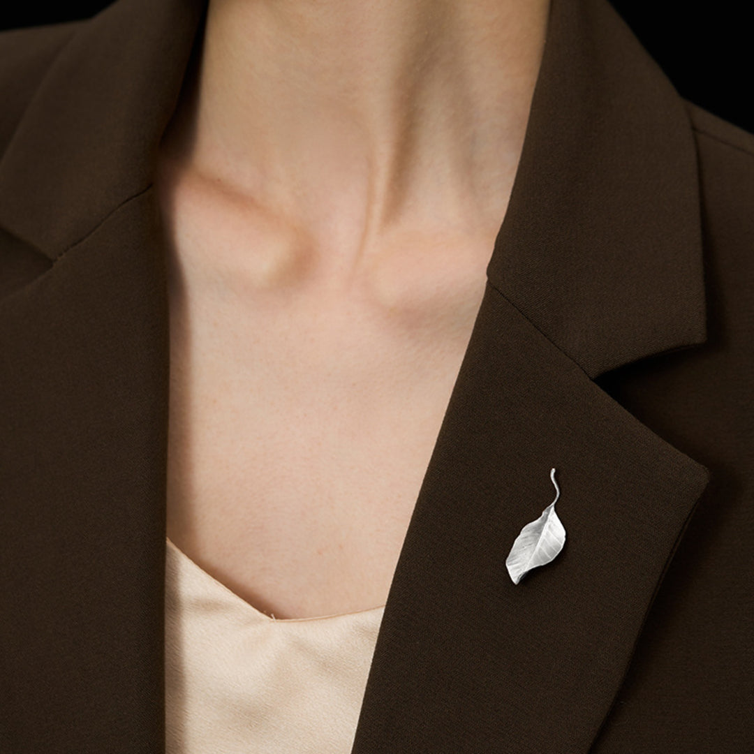 Leaf-Brooch-By-Yonandole_9c