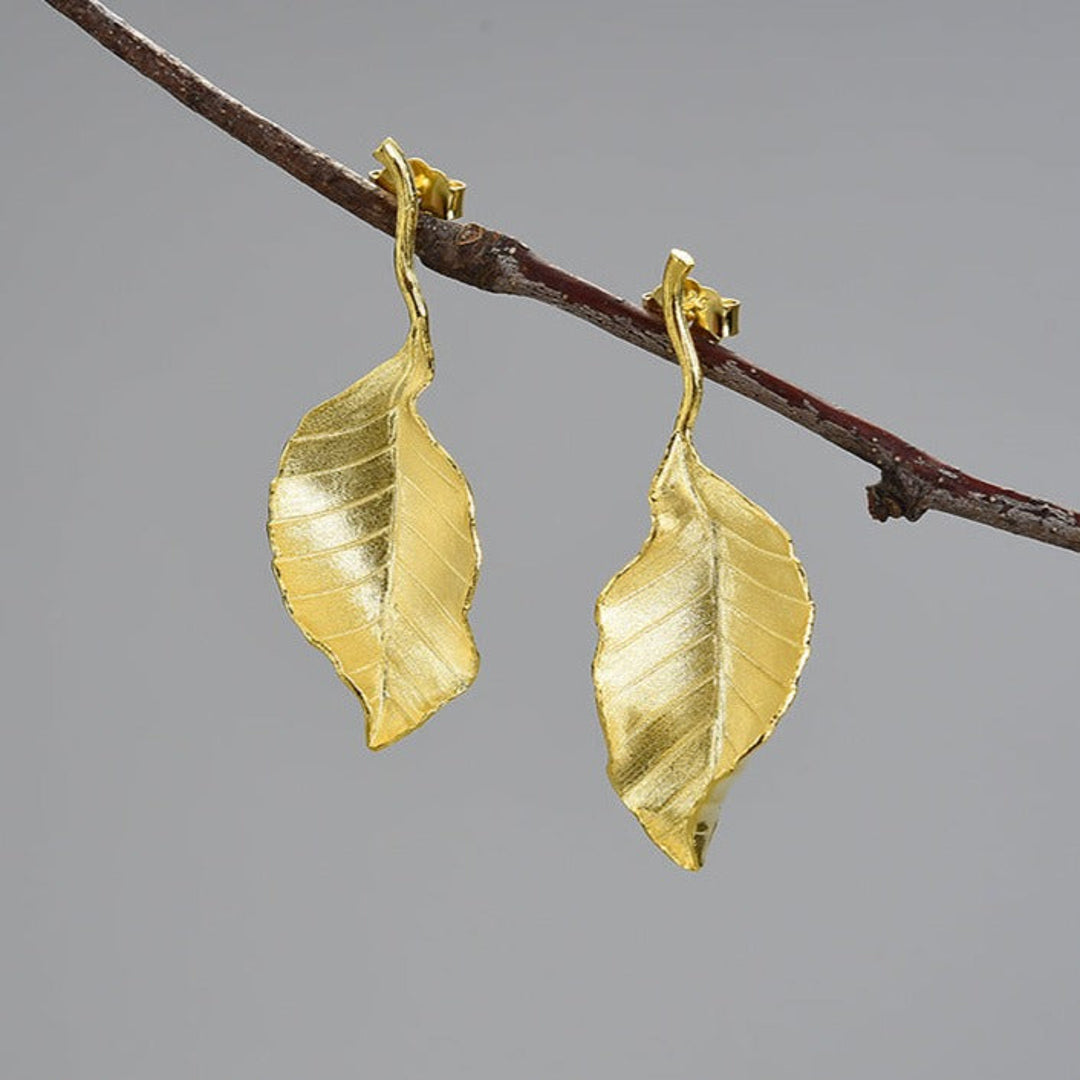Leaf-Earrings-By-Yonandole_1
