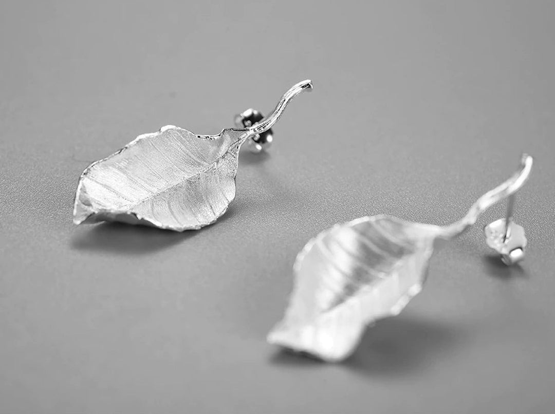 Leaf-Earrings-By-Yonandole_6