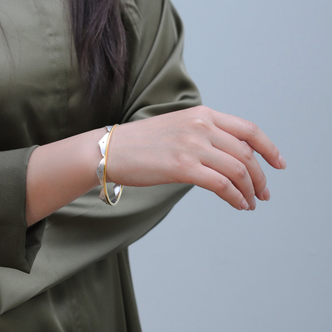 Lotus-Flower-Bangle-By-Yonandole_1