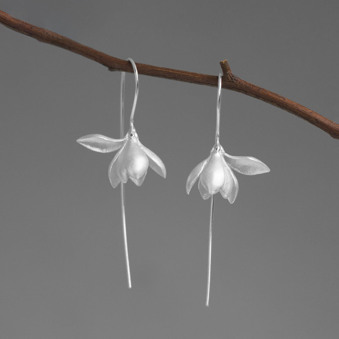 Magnolia-Earrings-By-Yonandole_4