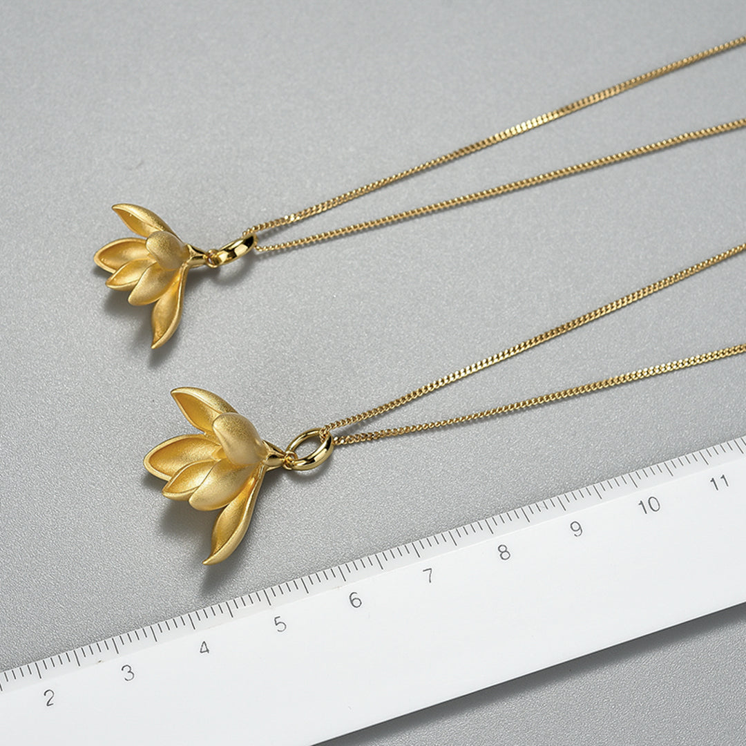 Magnolia-Pendant-By-Yonandole_6