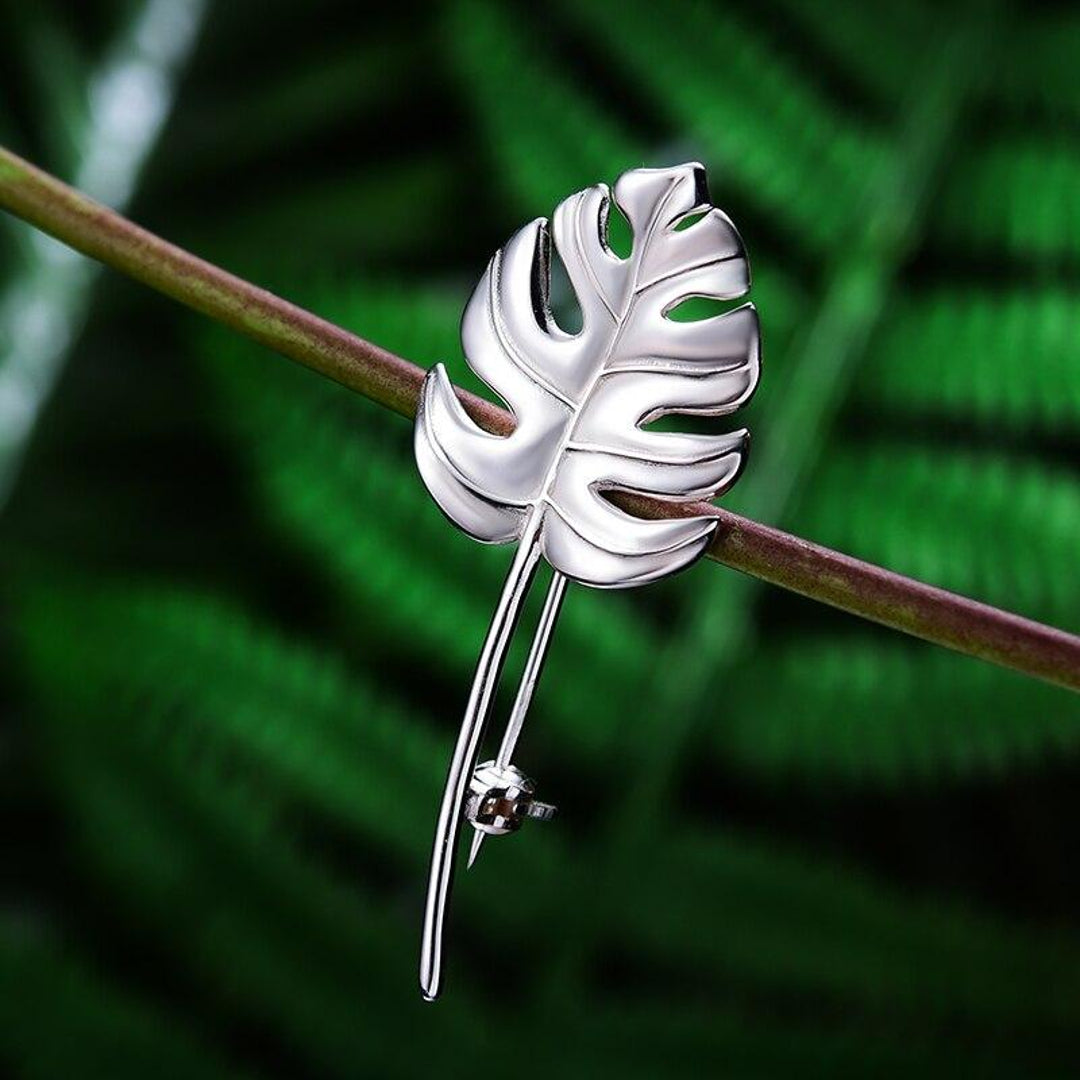 Monstera-Leaf-Brooch-By-Yonandole_2
