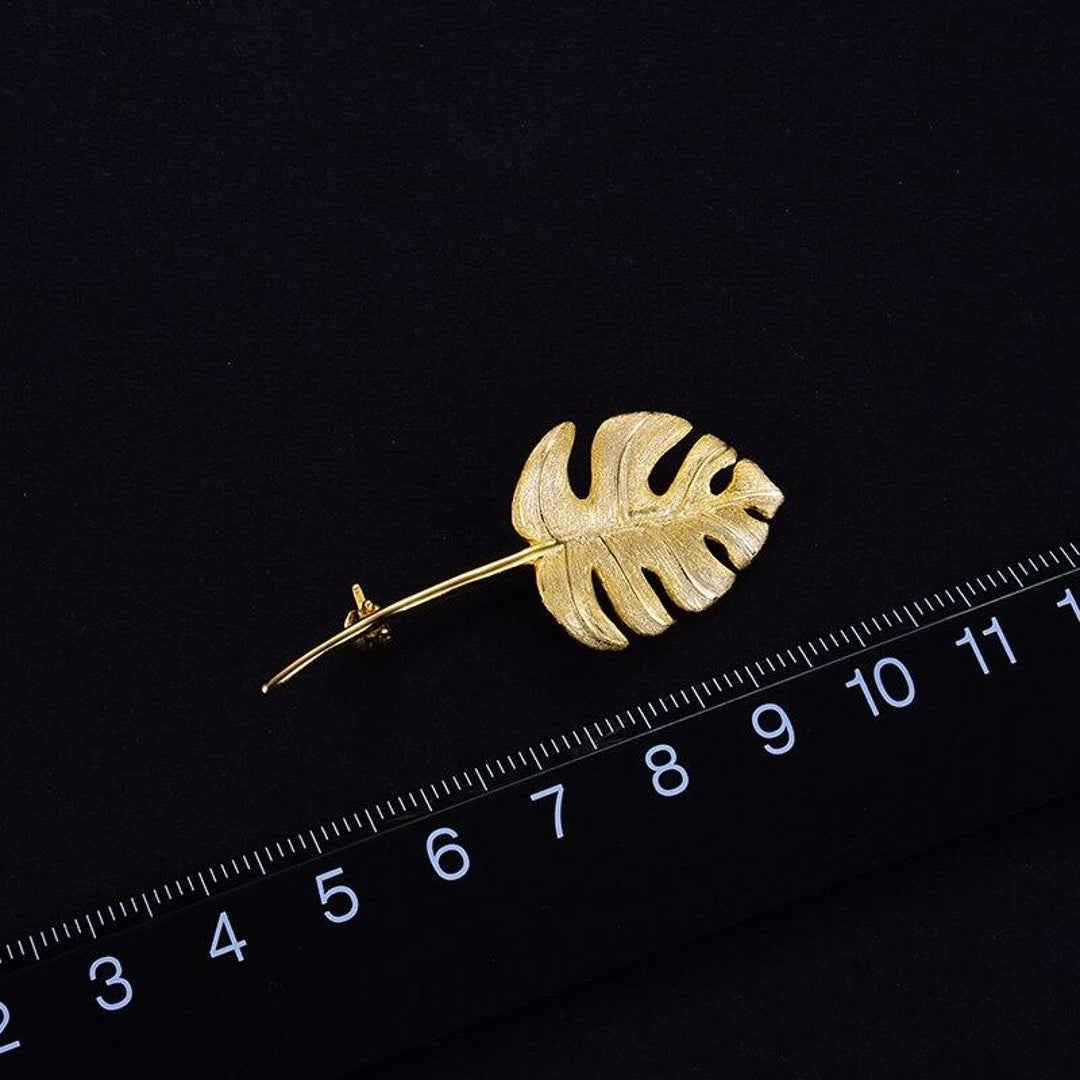 Monstera-Leaf-Brooch-By-Yonandole_4