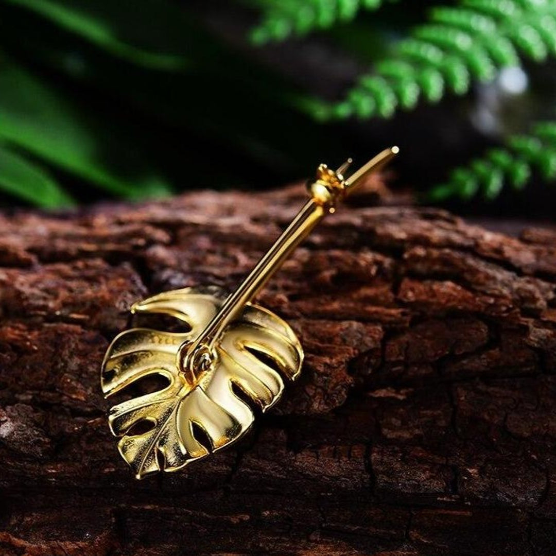 Monstera-Leaf-Brooch-By-Yonandole_7