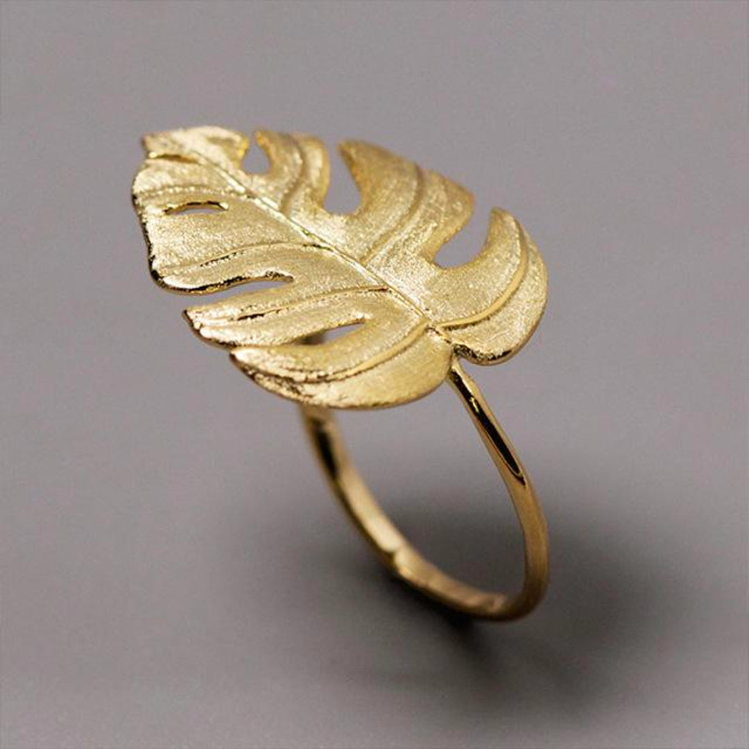 Monstera-Leaf-Ring-By-Yonandole_6