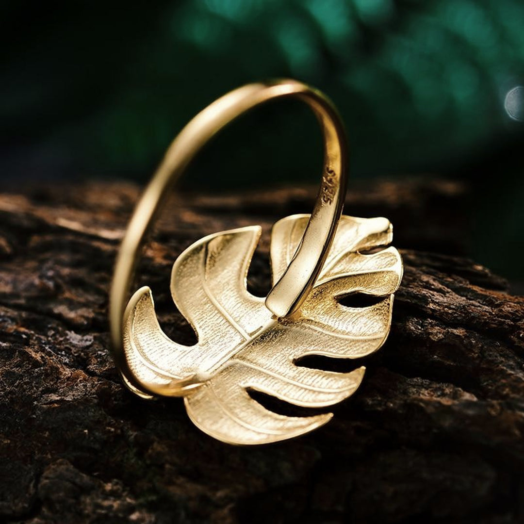 Monstera-Leaf-Ring-By-Yonandole_7