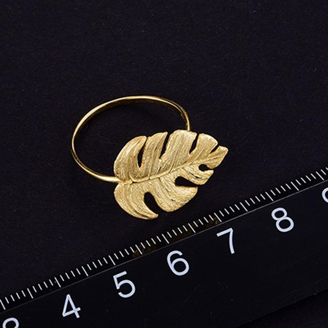 Monstera-Leaf-Ring-By-Yonandole_8