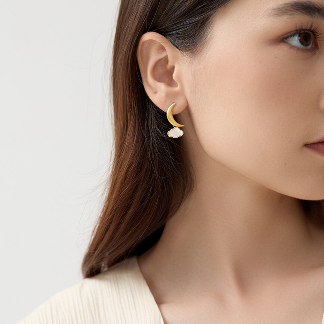 Moon-And-Cloud-Earrings-By-Yonandole_10a
