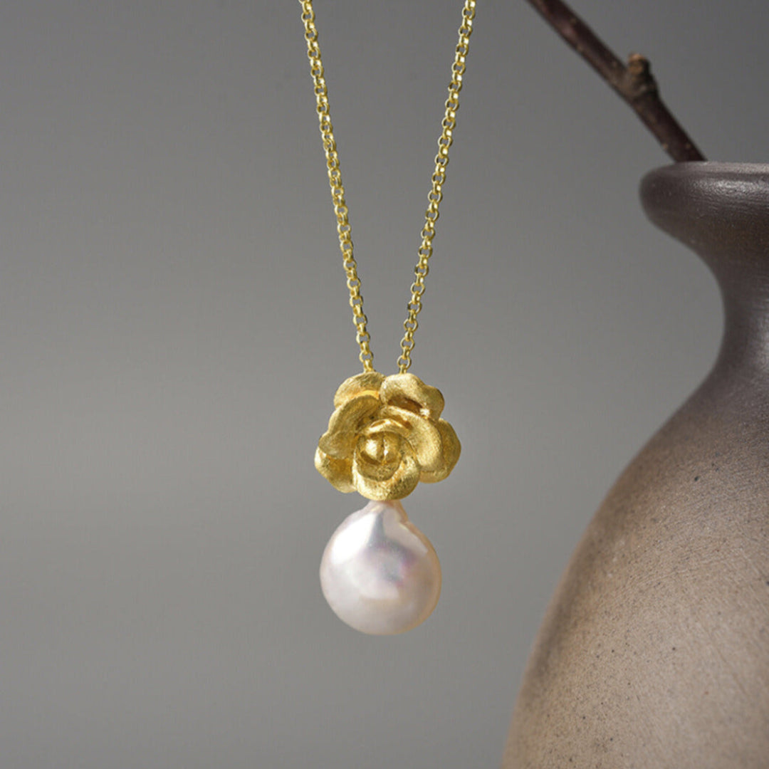Necklace-And-Camellia-Pendant-With-Baroque-Pearl_By-Yonandole_2