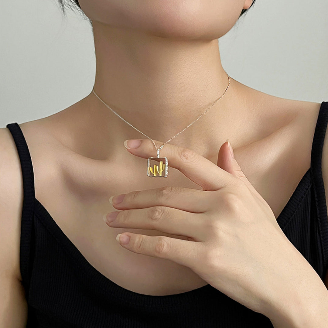 Necklace-With-Cacti-Pendant-By-Yonandole_10