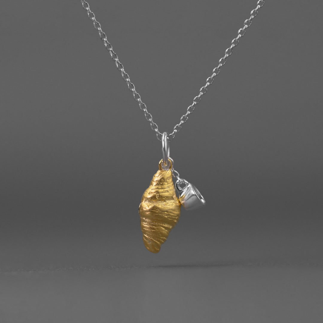 Necklace-With-Croissant-Pendant-By-Yonandole_2