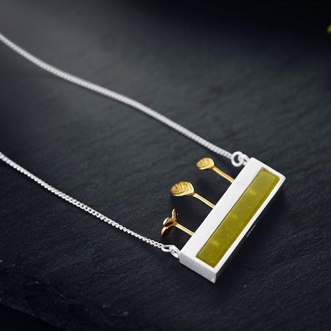 Necklace-With-Flower-Box-Pendant-By-Yonandole_7