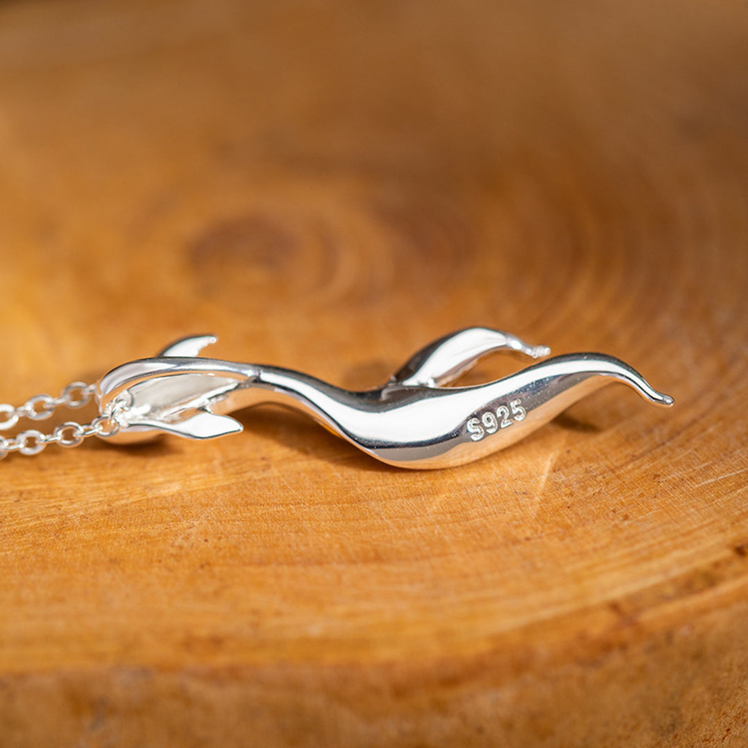 Necklace-With-Koi-Fish-Pendant-By-Yonandole_3