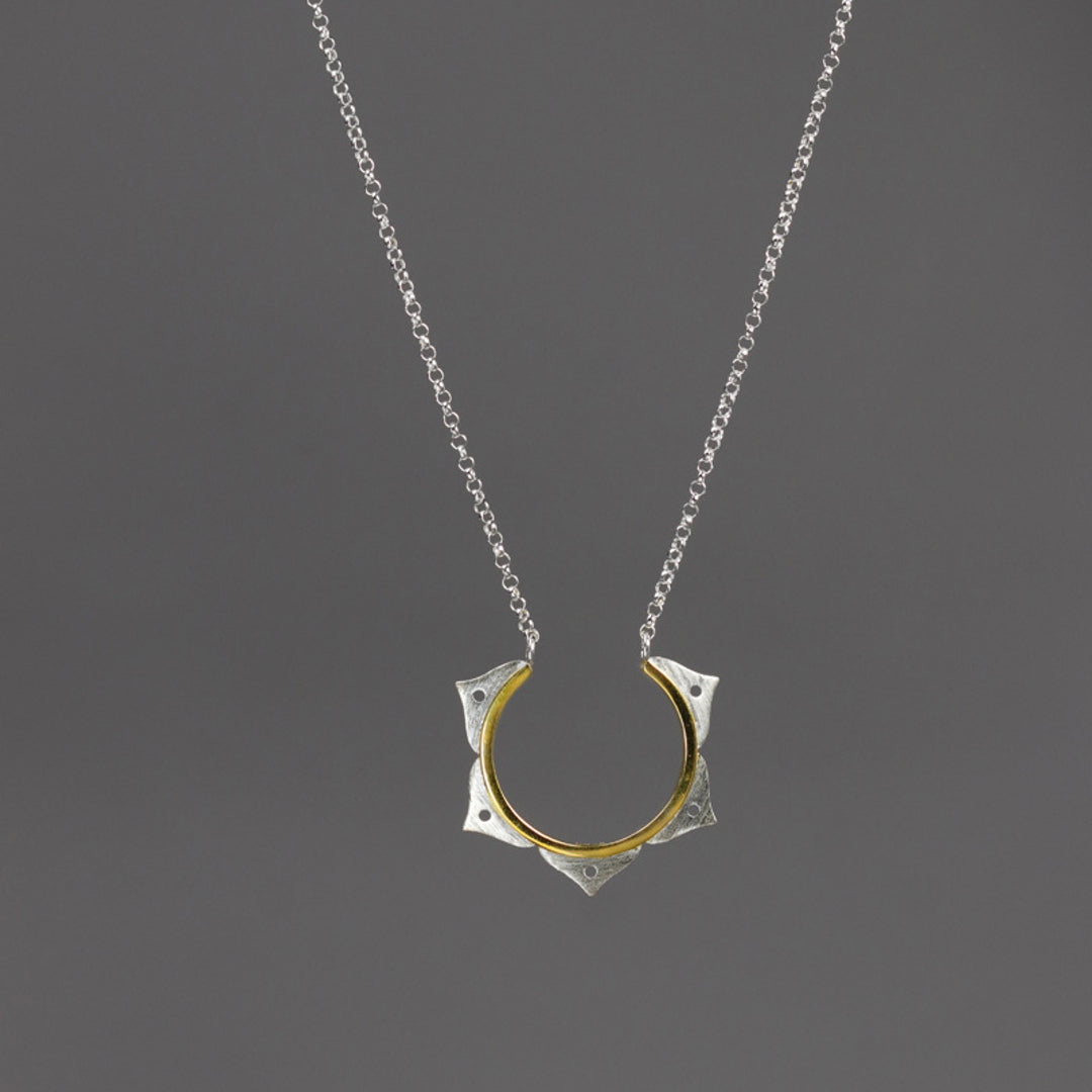 Necklace-With-Lotus-Flower-By-Yonandole_7
