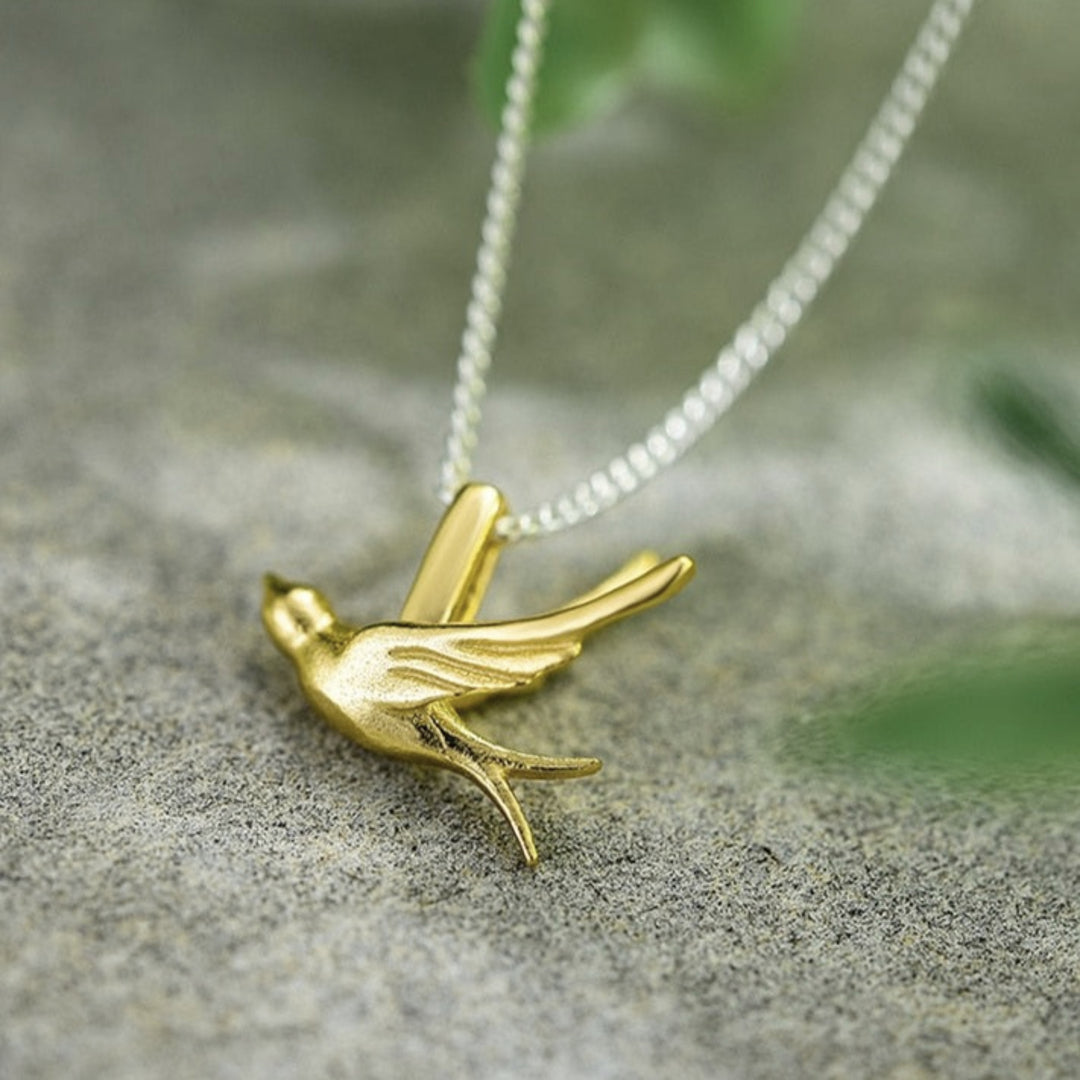 Necklace-With-Swallow-Pendant-By-Yonandole_3