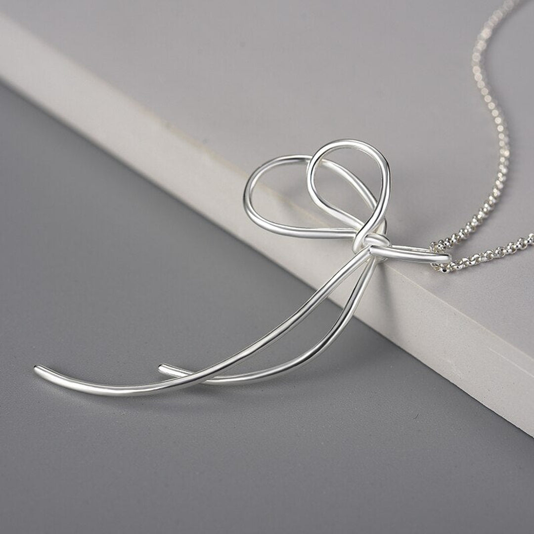 Necklace-With-Thread-And-Loose-Knot-Pendant-By-Yonandole_6
