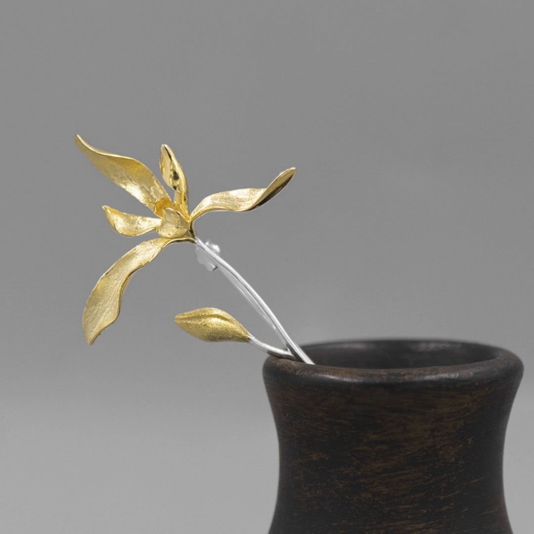 Orchid-Brooch-By-Yonandole_3a