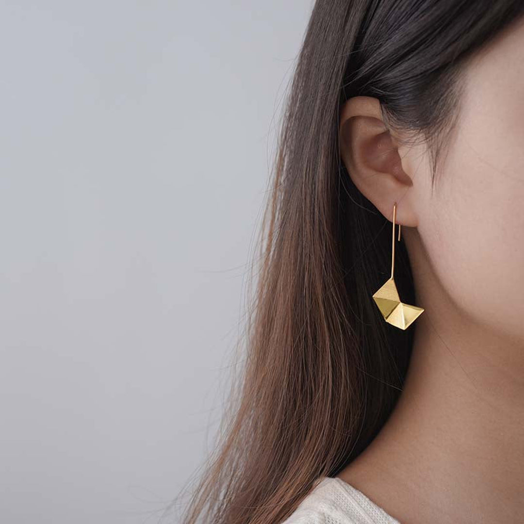 Origami-Earrings-By-Yonandole_8