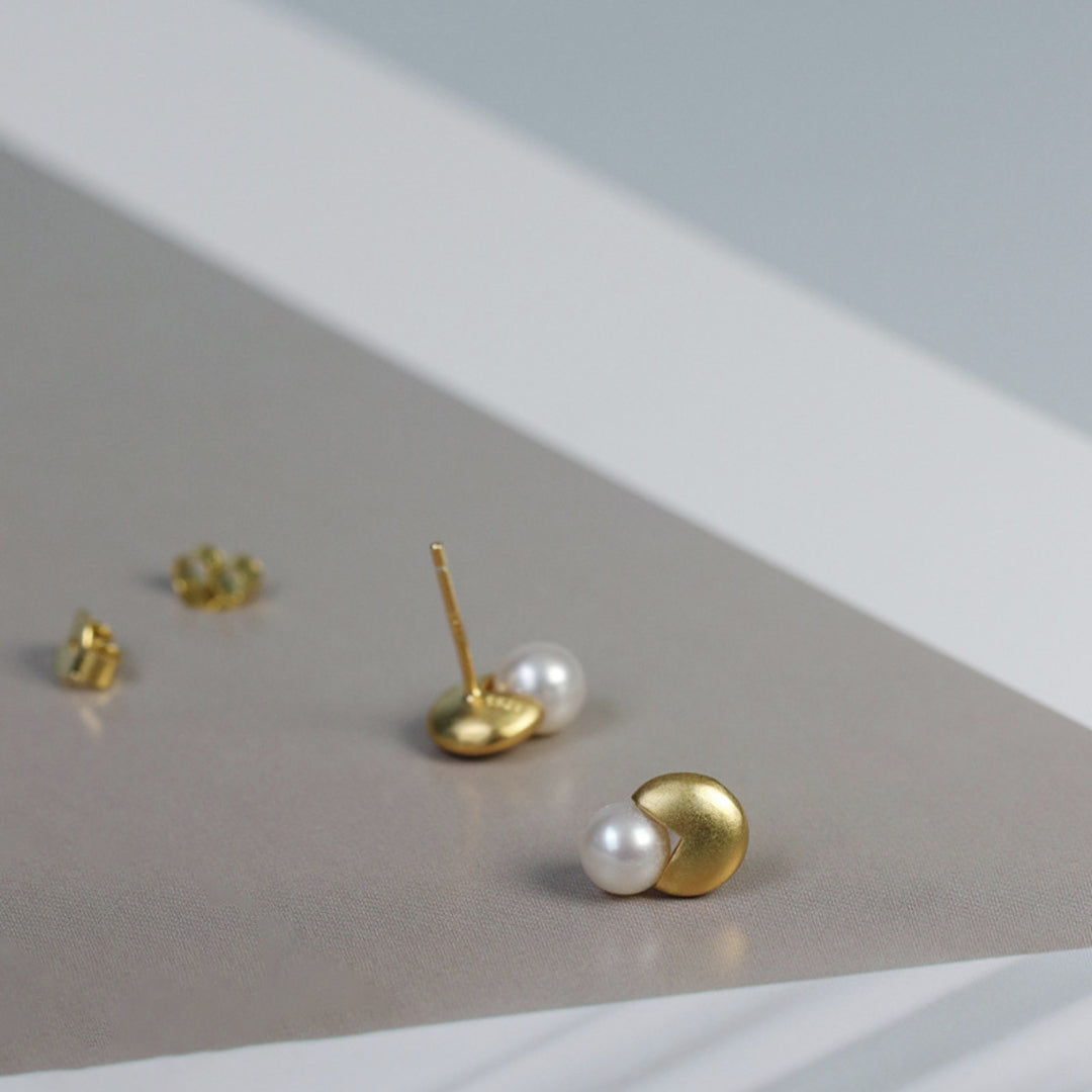 Pearl-Earrings-Pac-Man-Style-By-Yonandole_7