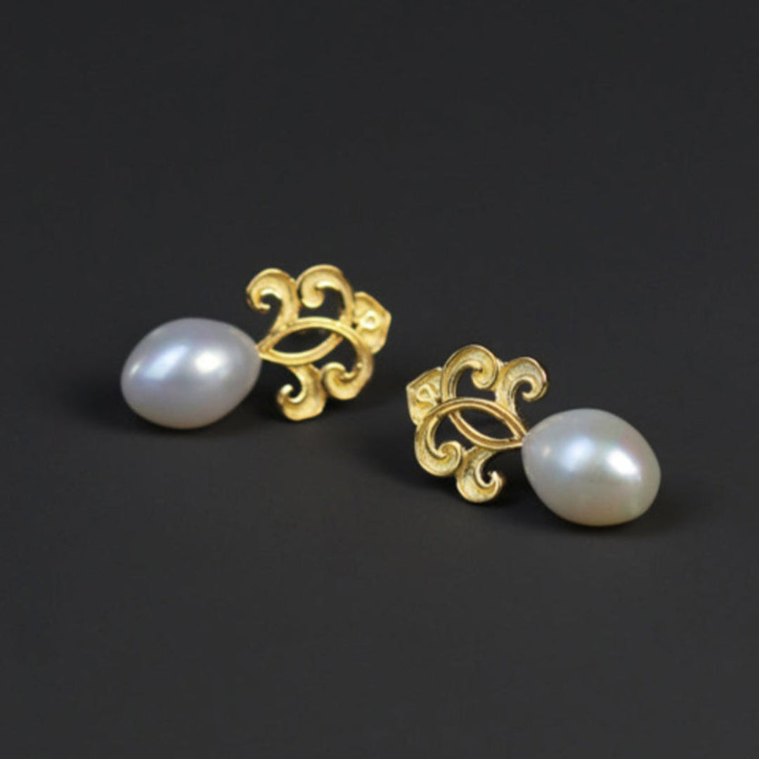 Pearl-Earrings-Water-Drop-By-Yonandole_12