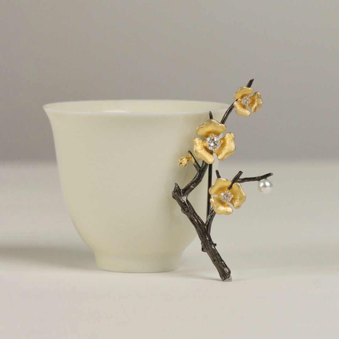 Plum-Blossom-Branch-Brooch-By-Yonandole_9