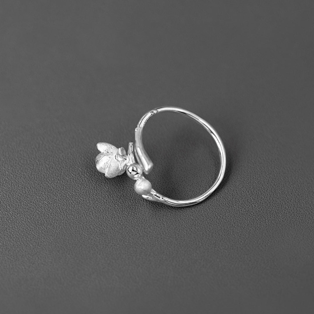 Plum-Blossom-Ring-By-Yonandole_2