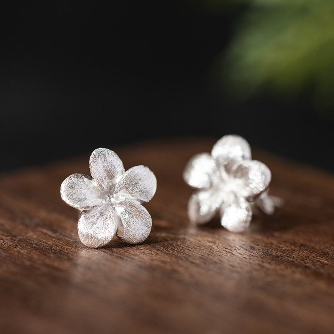Plumeria-Stud-Earrings-By-Yonandole_7