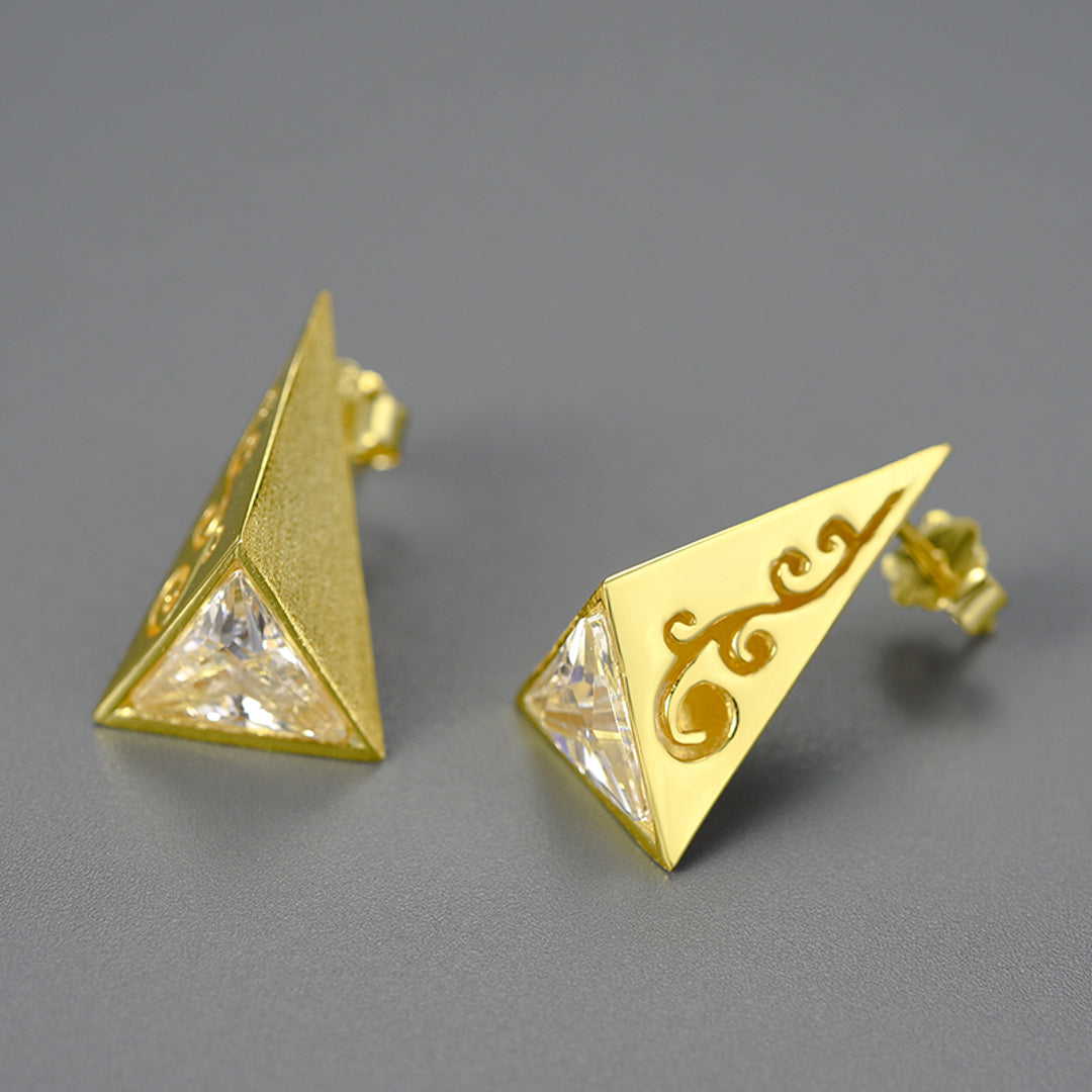 Pyramid-Earrings-With-Zirconia-By-Yonandole_7