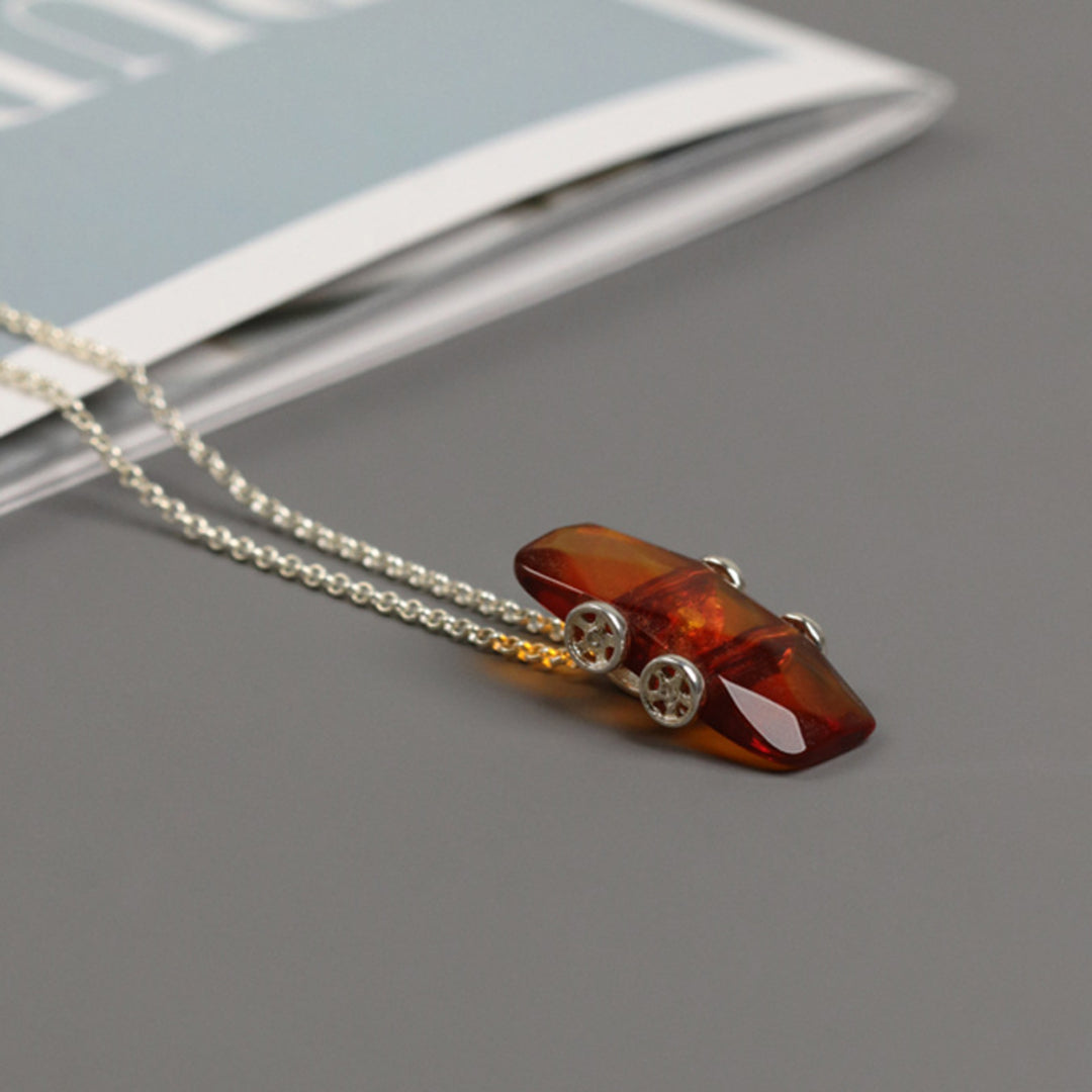 Racing-Car-Pendant-By-Yonandole_9