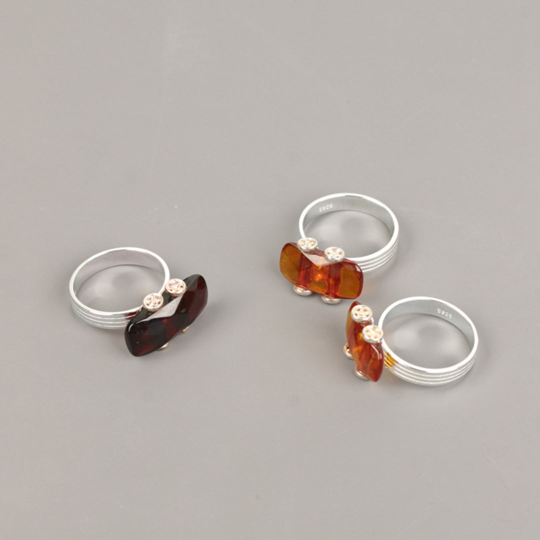 Racing-Car-Ring-With-Amber-By-Yonandole_10