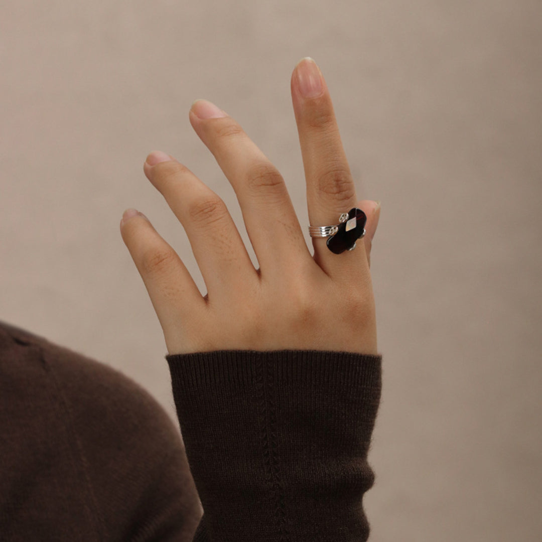 Racing-Car-Ring-With-Amber-By-Yonandole_8