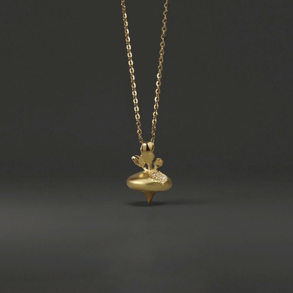 Radish-Pendant-With-Zirconia-By-Yonandole_11