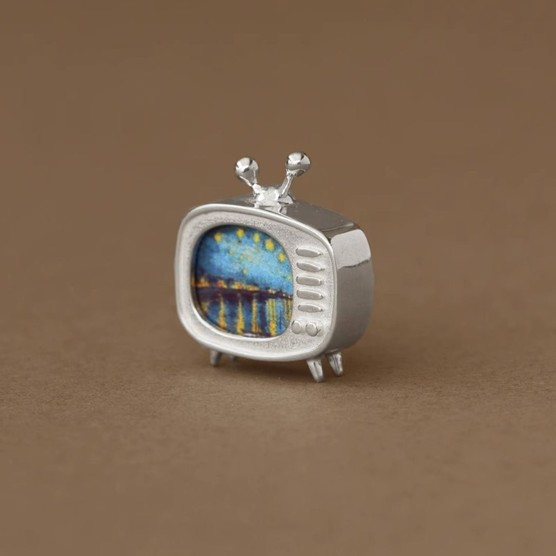 Retro-TV-Brooch-By-Yonandole_2