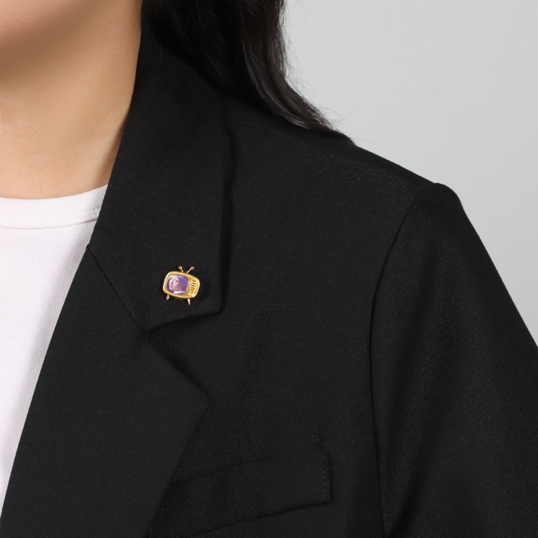 Retro-TV-Brooch-By-Yonandole_4