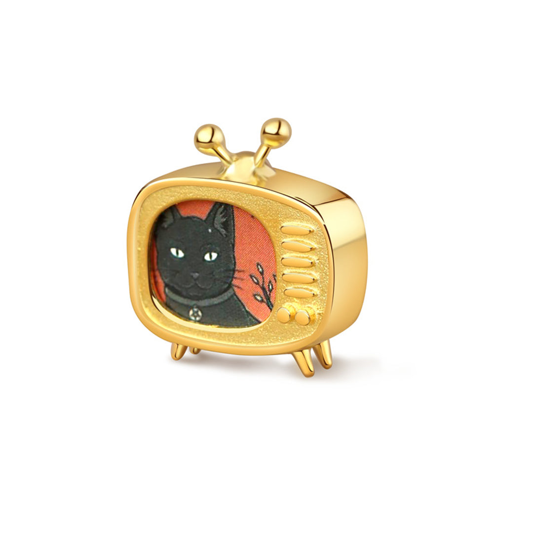 Retro-TV-Brooch-By-Yonandole_5