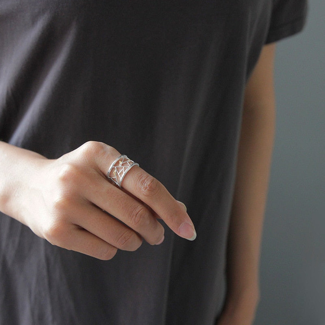 Ring-With-A-Grid-And-A-Small-Bird-By-Yonandole_3