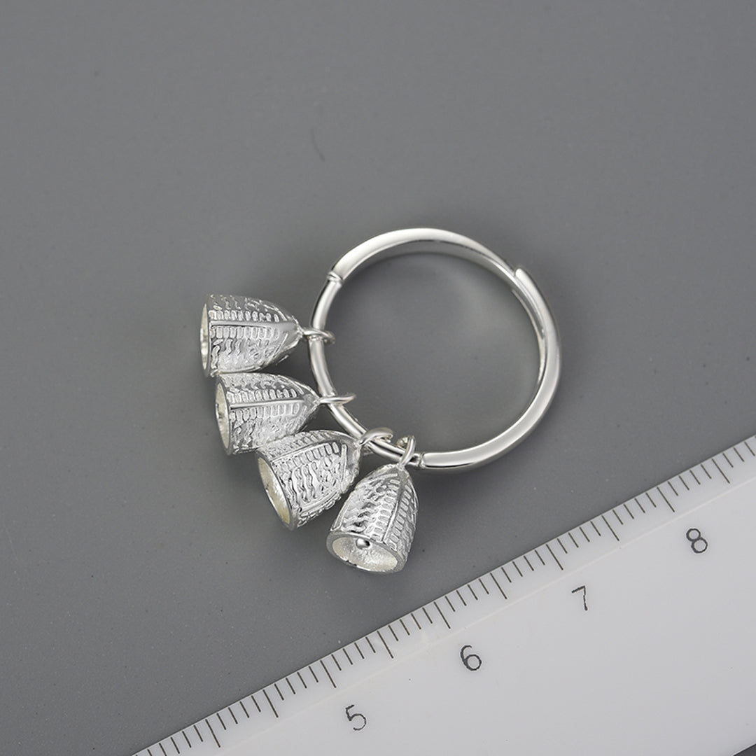 Ring-With-Engraved-Fish-Bells-By-Yonandole_6