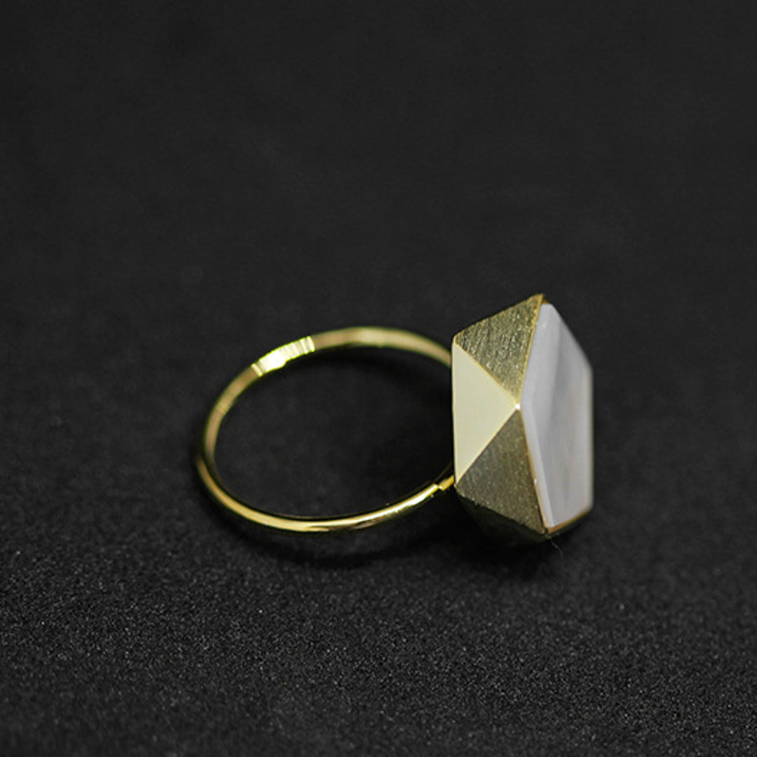 Ring-With-Pentagon-And-Shell-By-Yonandole_10