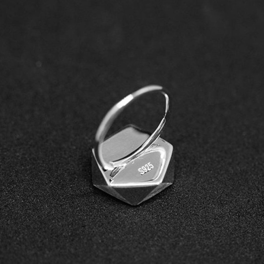 Ring-With-Pentagon-And-Shell-By-Yonandole_3