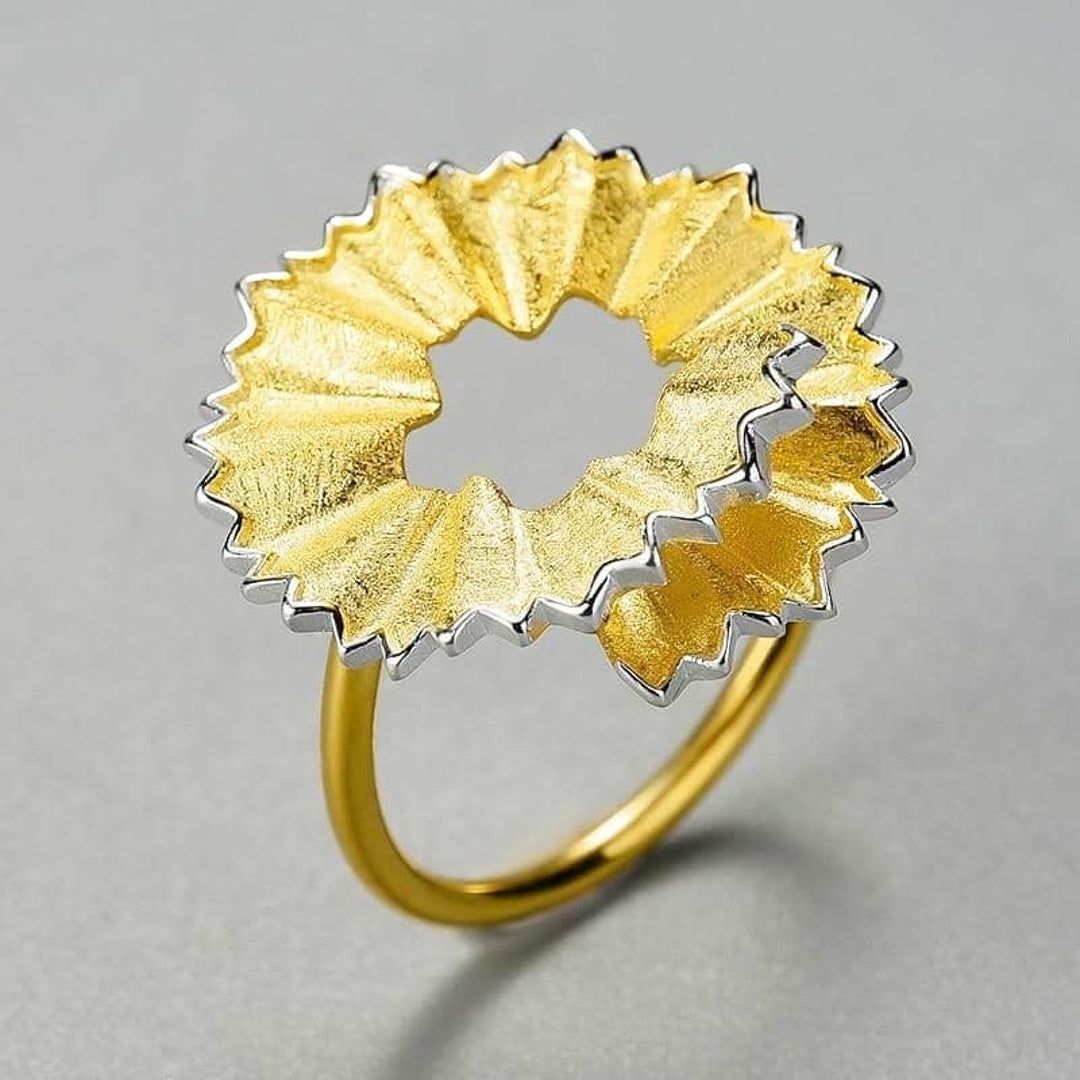 Ring-With-Round-Pencil-Shavings-By-Yonandole_1