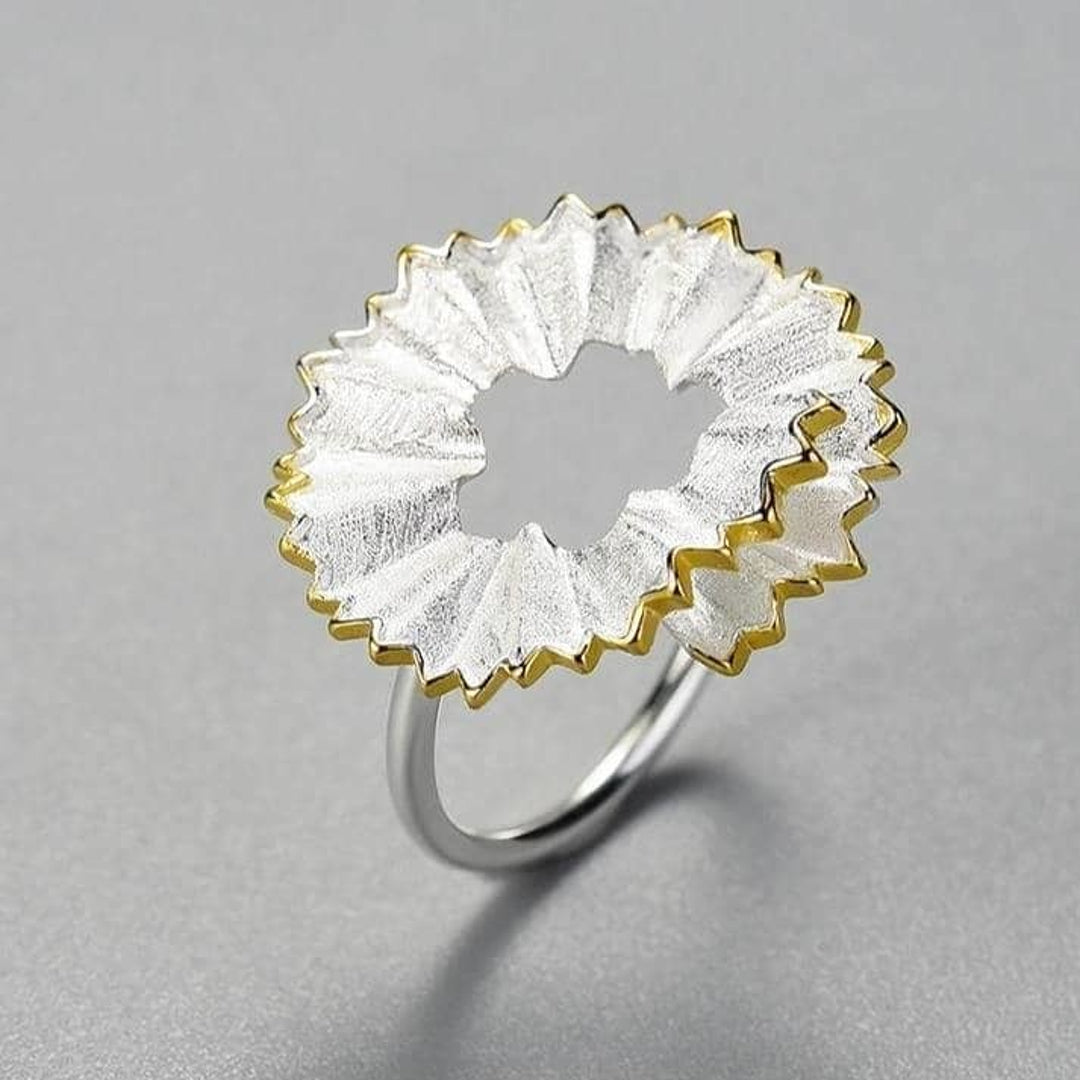 Ring-With-Round-Pencil-Shavings-By-Yonandole_3
