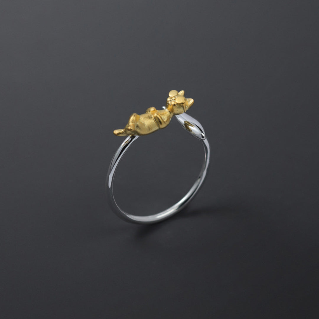Ring-With-Sunbathing-Cat-By-Yonandole_1