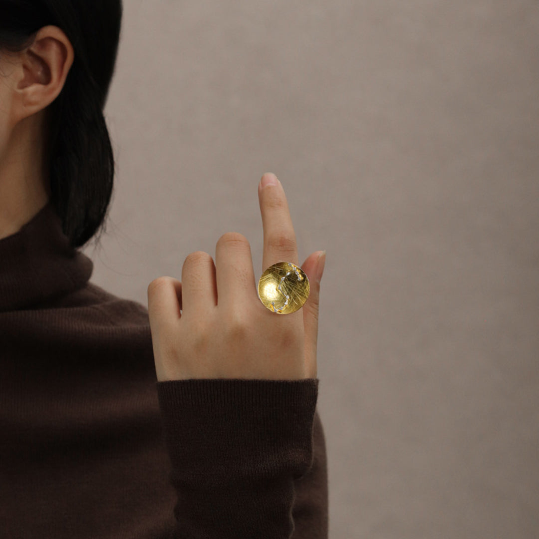 Ring-With-Telescopic-Dish-And-Zodiac-Sign-By-Yonandole_5