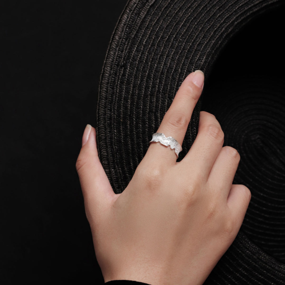 Ring-With-Uneven-Edges-And-Cubic-Zirconia-By-Yonandole_1