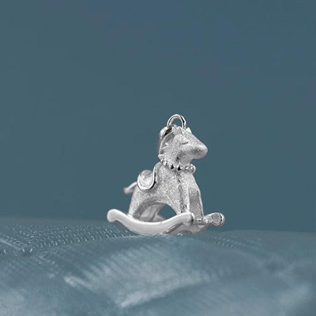 Rocking-Horse-Pendant-By-Yonandole_5