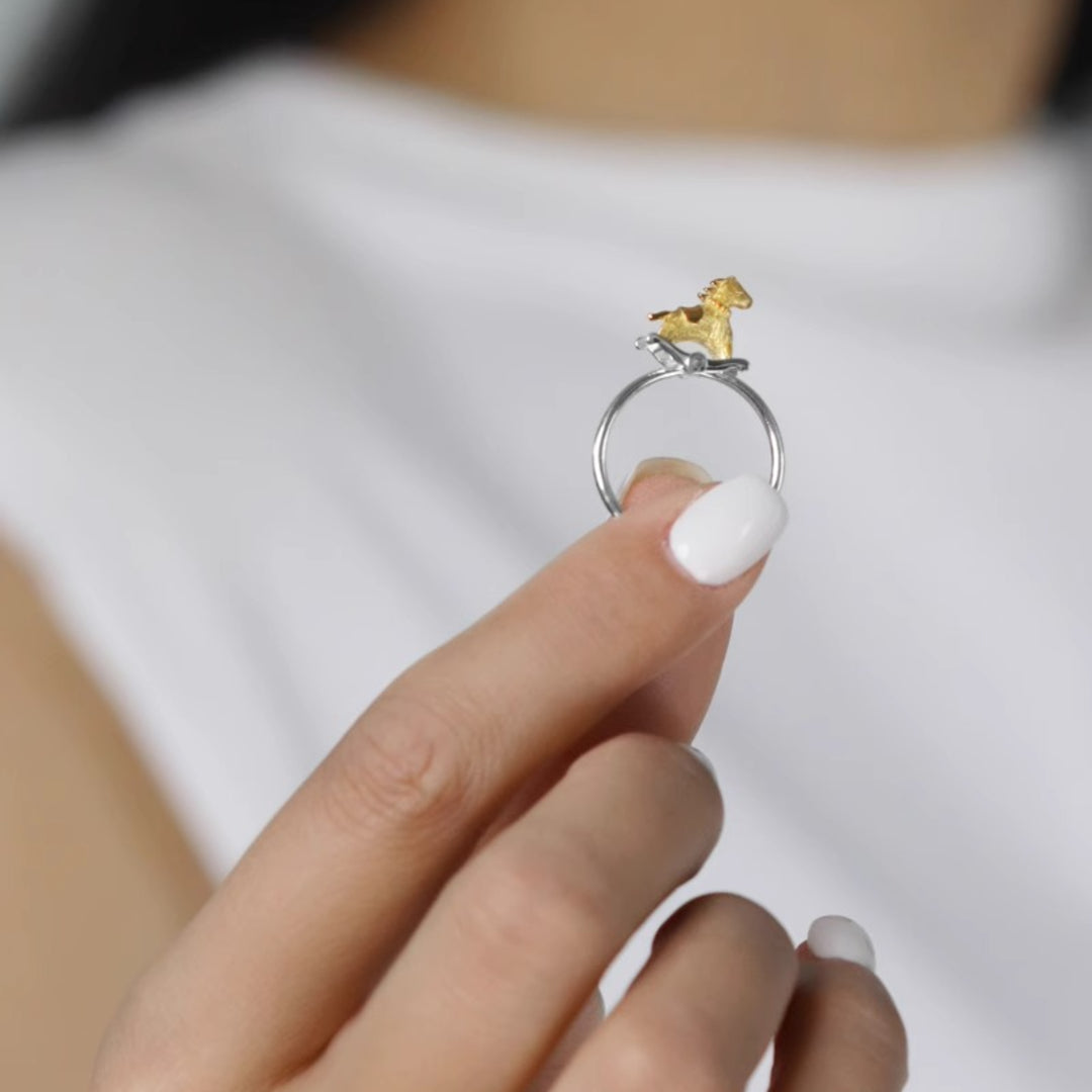 Rocking-Horse-Ring-By-Yonandole_3