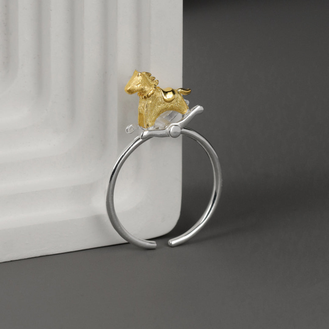 Rocking-Horse-Ring-By-Yonandole_8